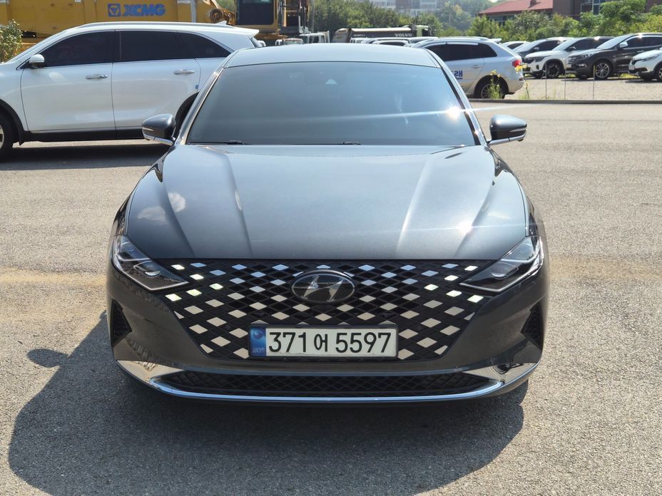 Hyundai Grandeur 2021