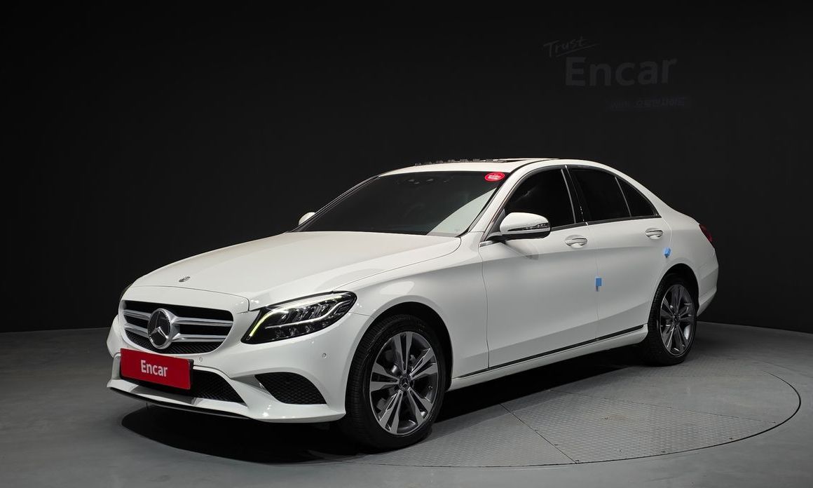 Mercedes-Benz C-Class 2020