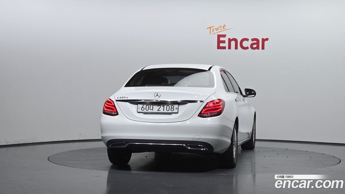 Mercedes-Benz C-Class 2017