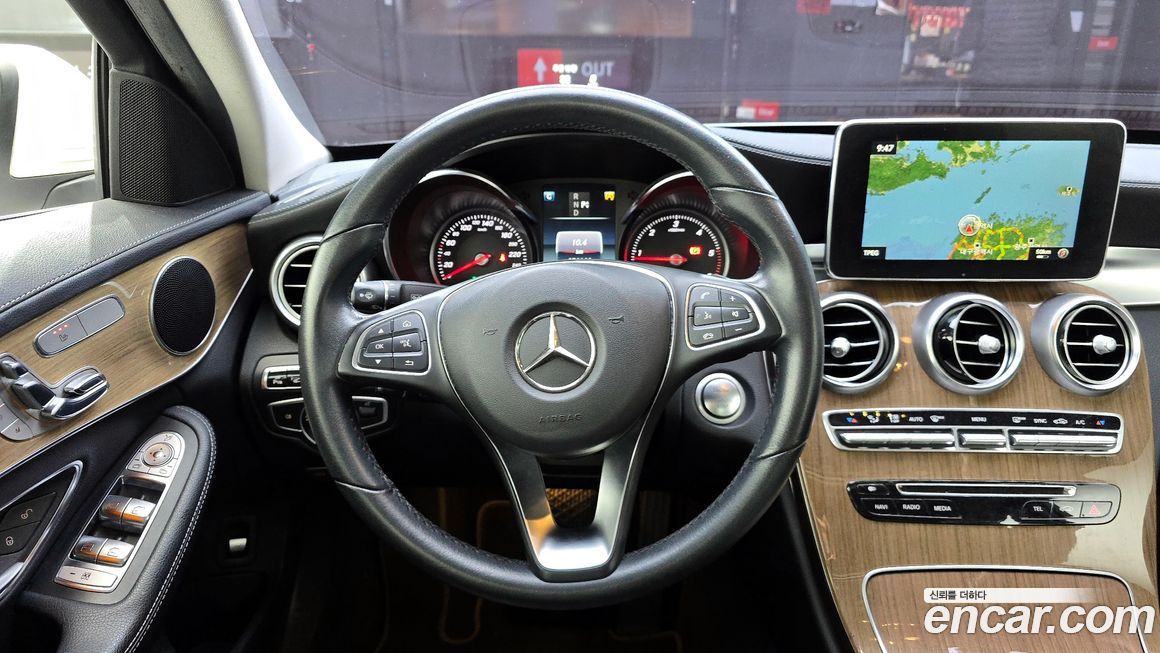 Mercedes-Benz C-Class 2017