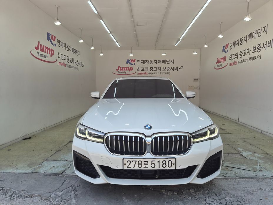 BMW 5-Series 2021