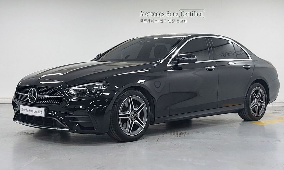 Mercedes-Benz E-Class 2023