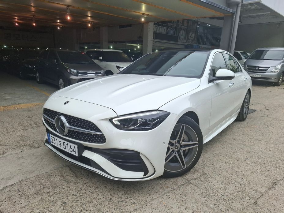 Mercedes-Benz C-Class 2025