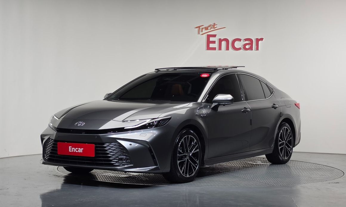 Toyota Camry 2025