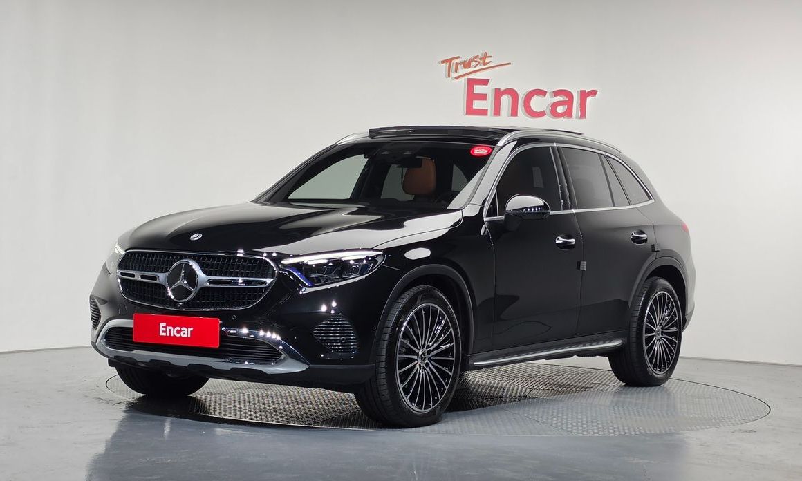 Mercedes-Benz GLC-Class 2025