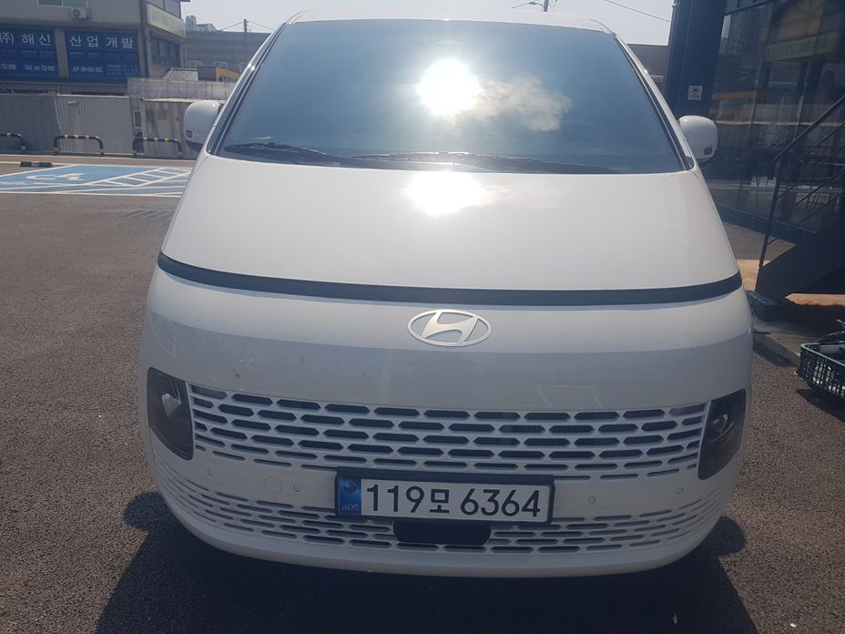 Hyundai Staria 2025
