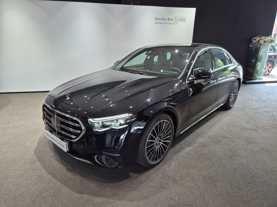 Mercedes-Benz E-Class 2026