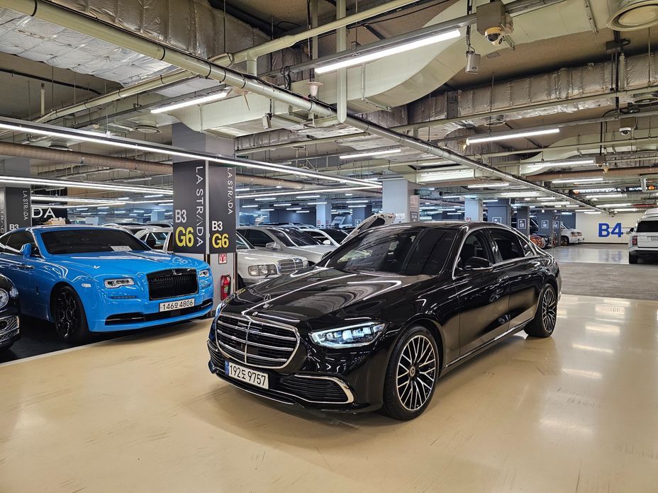 Mercedes-Benz S-Class 2022