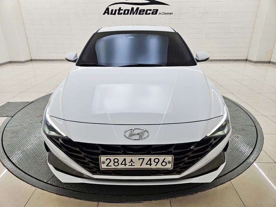 Hyundai AVANTE 2021