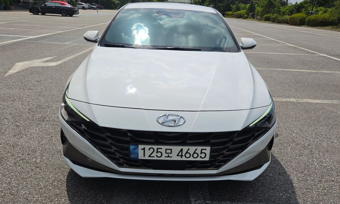 Hyundai AVANTE 2022