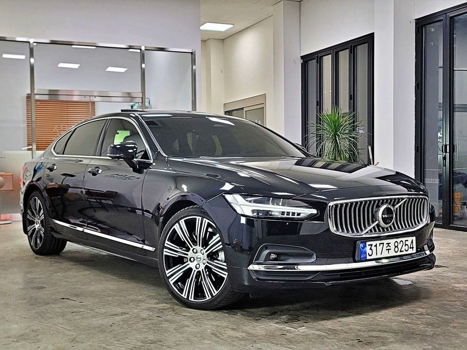 Volvo S90 2023