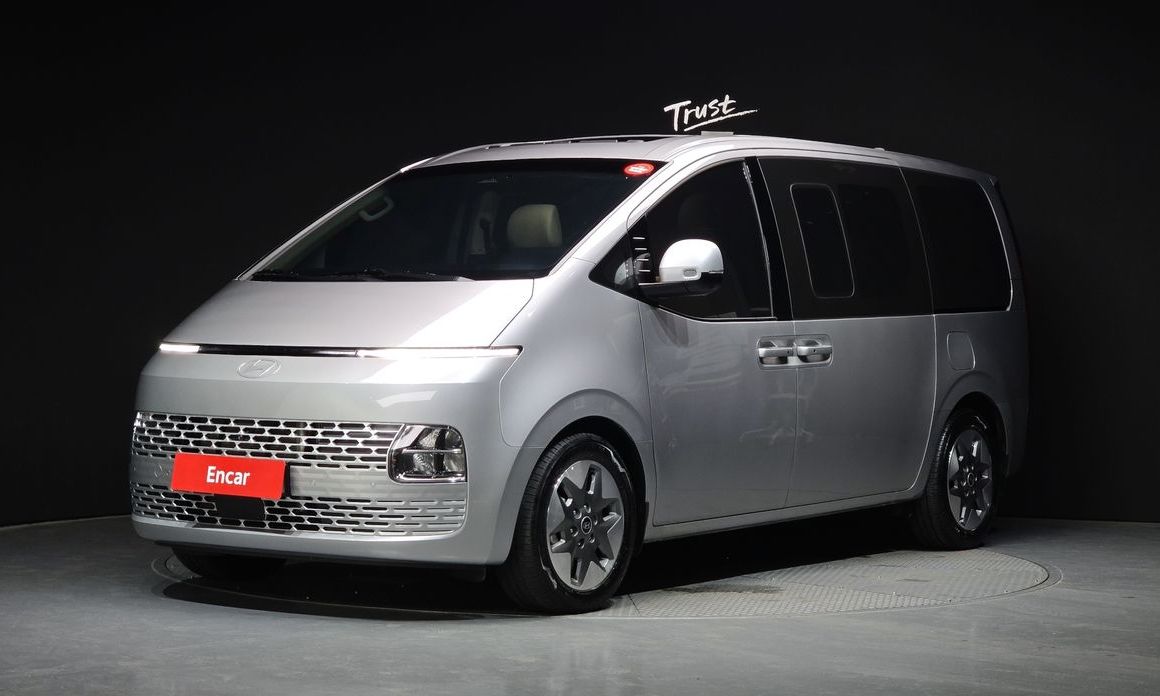 Hyundai Staria 2025