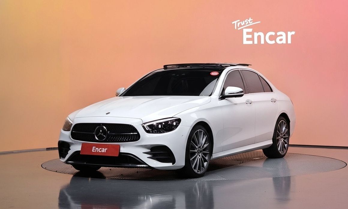 Mercedes-Benz E-Class 2022