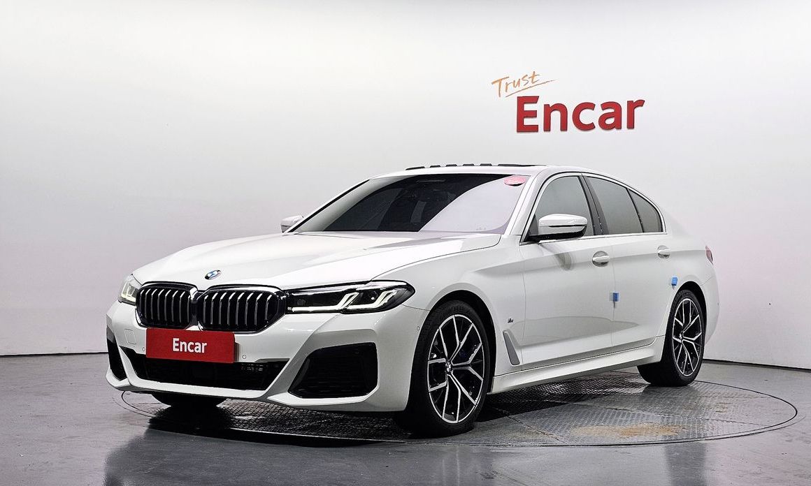 BMW 5-Series 2022