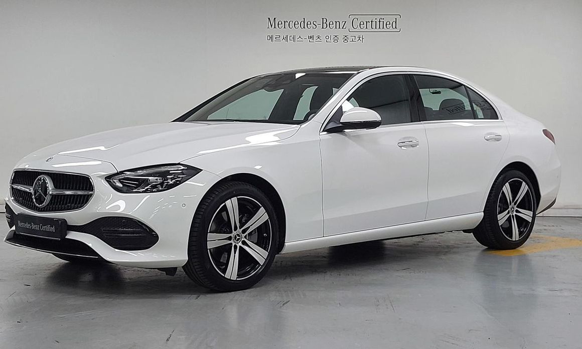 Mercedes-Benz C-Class 2026