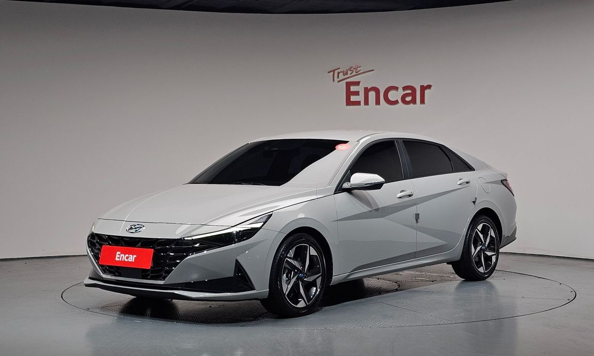Hyundai AVANTE 2021