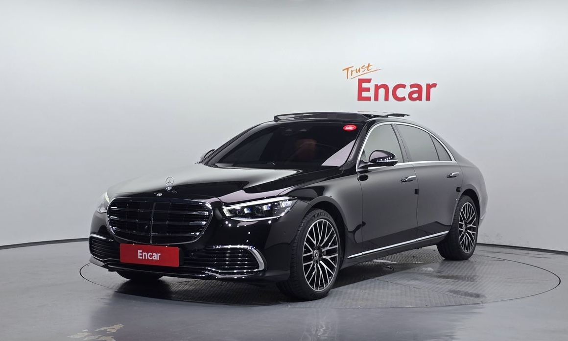 Mercedes-Benz S-Class 2024