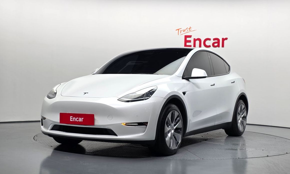 Tesla Model Y 2022