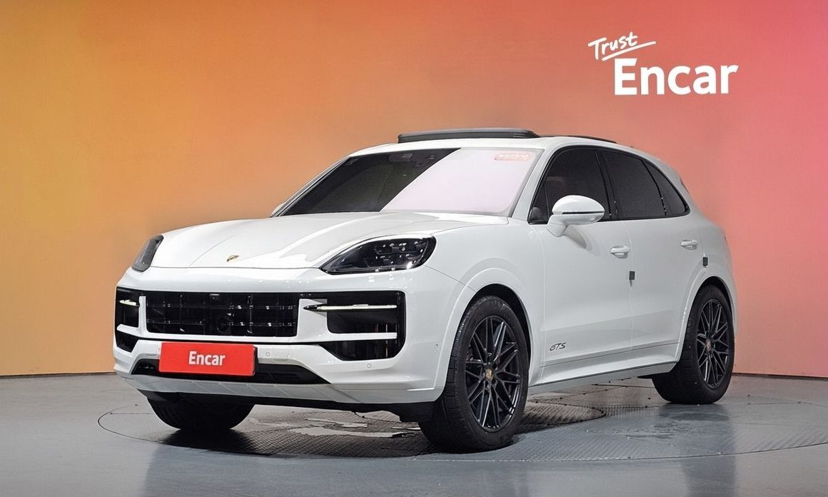 Porsche Cayenne 2025