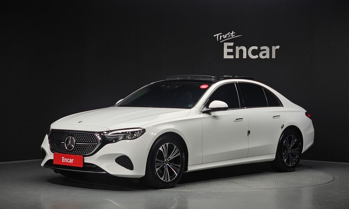 Mercedes-Benz E-Class 2025
