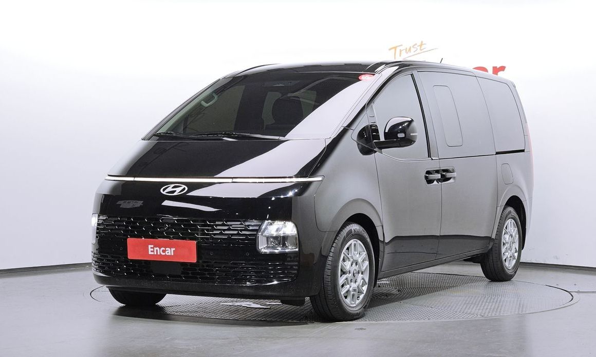 Hyundai Staria 2025