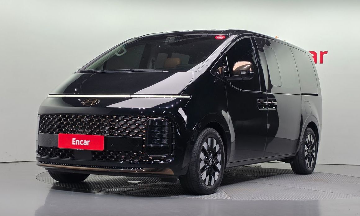 Hyundai Staria 2025