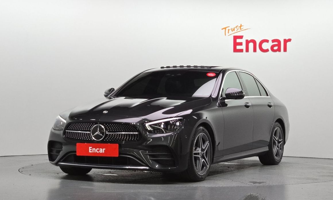 Mercedes-Benz E-Class 2023