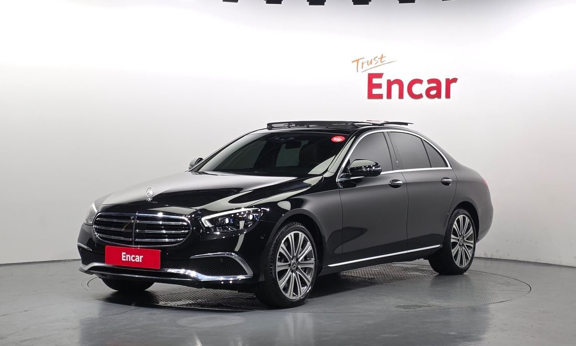 Mercedes-Benz E-Class 2021