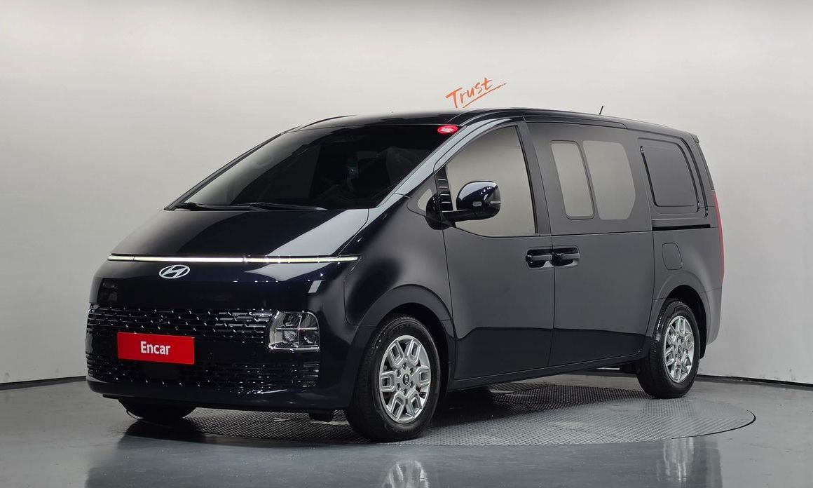Hyundai Staria 2025