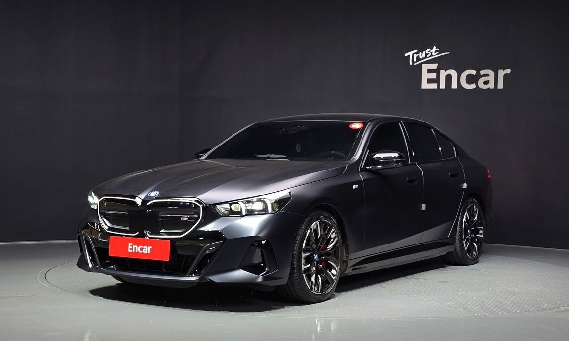 BMW i5 2024