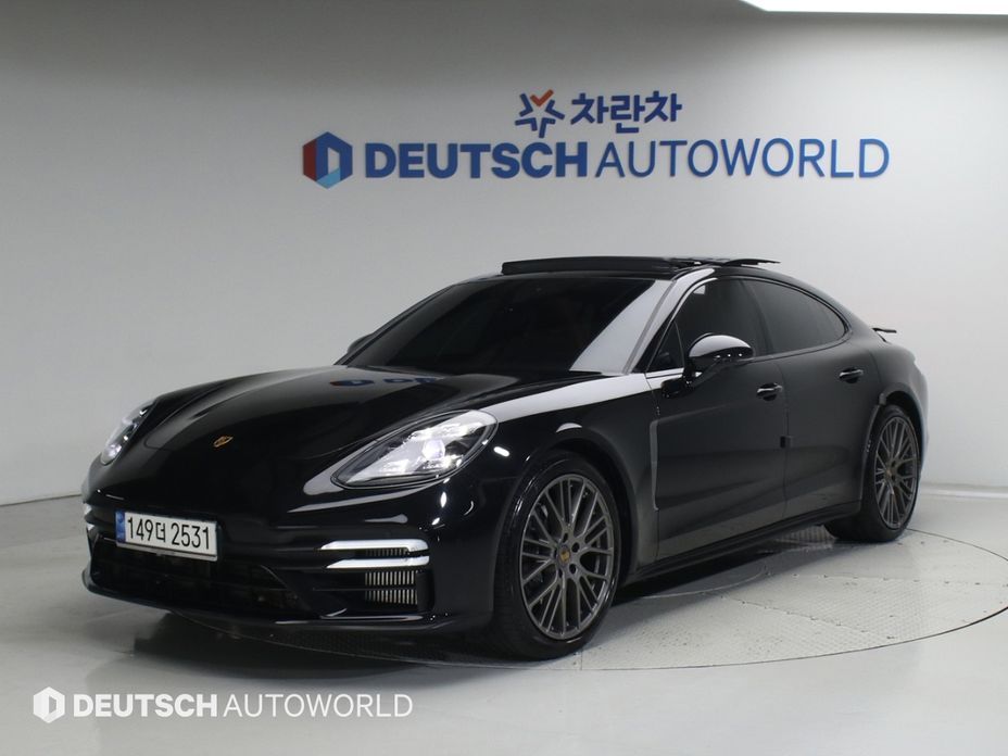 Porsche Panamera 2022