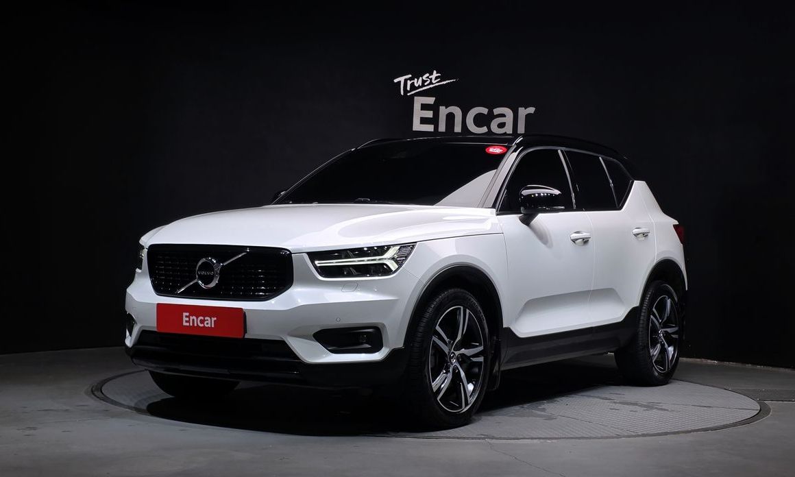 Volvo XC40 2021