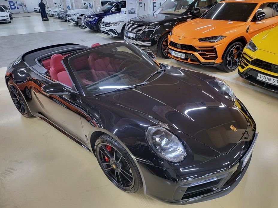 Porsche 911 2023