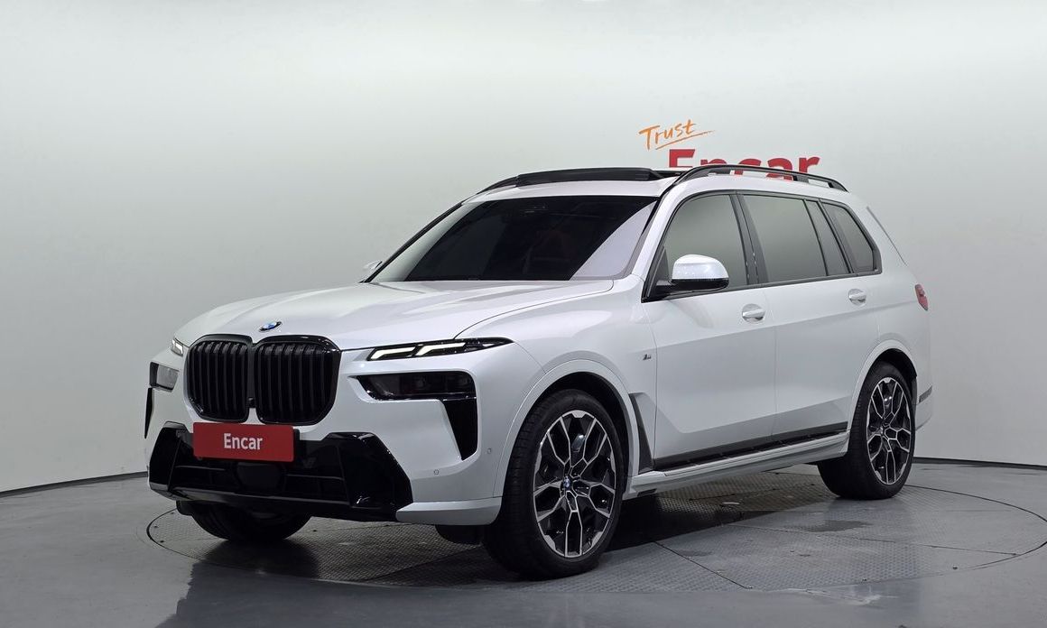 BMW X7 2025