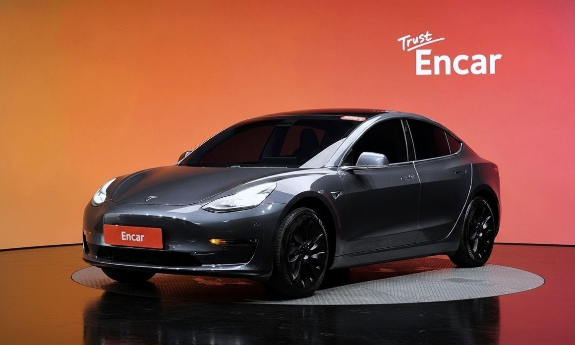 Tesla Model 3 2020