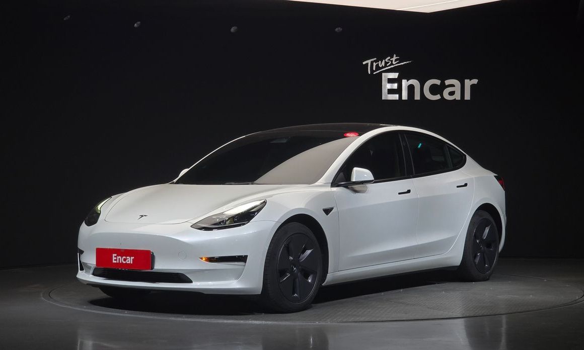 Tesla Model 3 2022