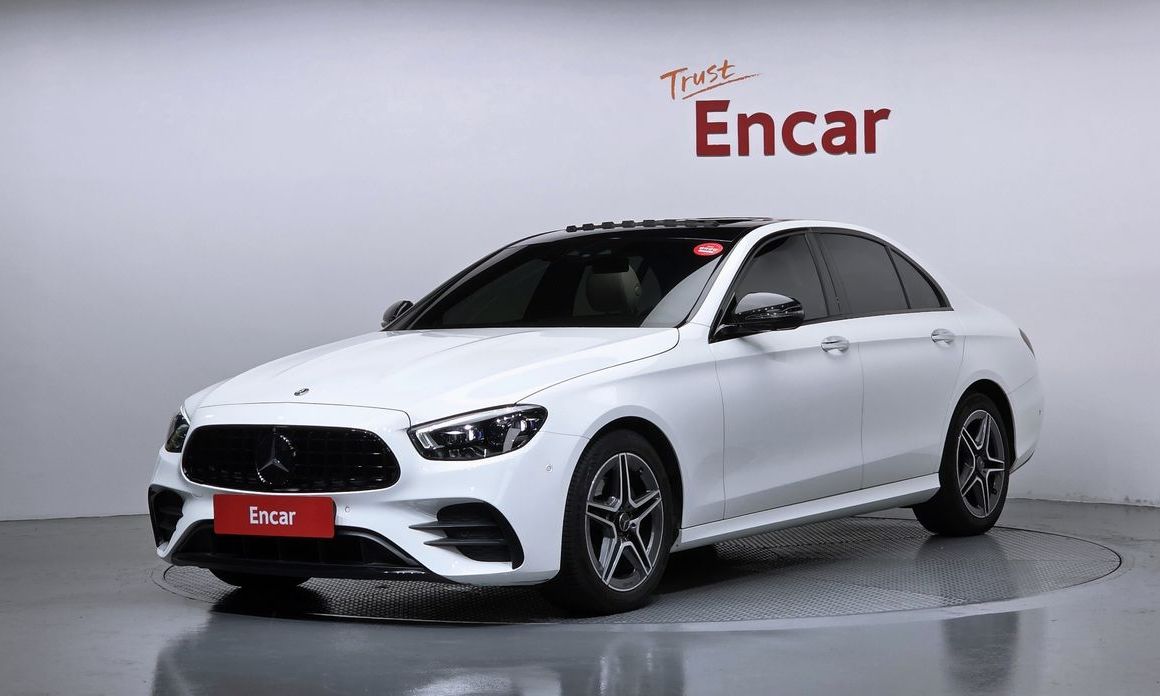 Mercedes-Benz E-Class 2023