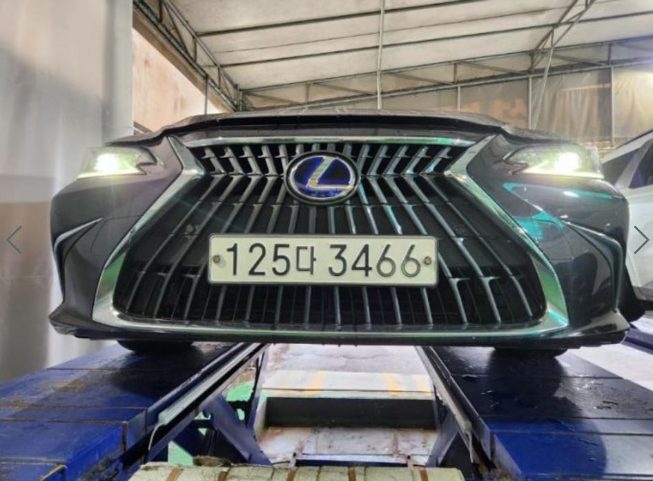 Lexus ES 2022