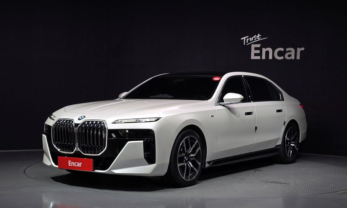 BMW 7-Series 2025