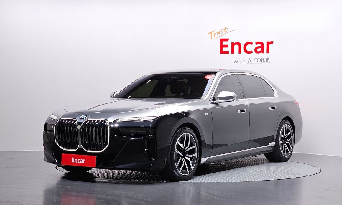 BMW 7-Series 2024