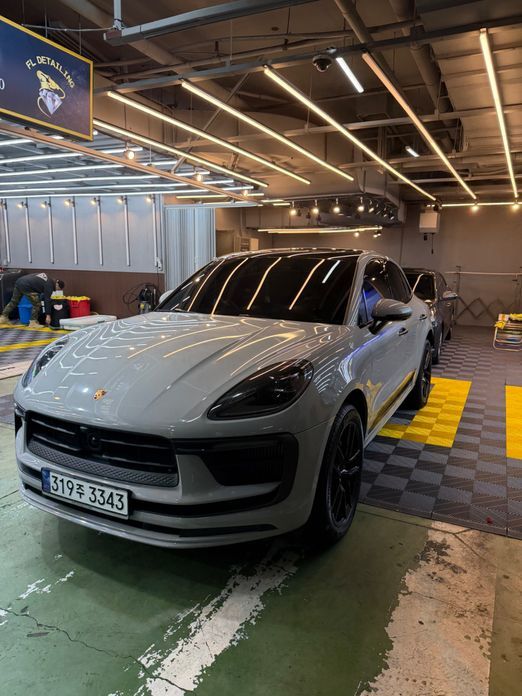 Porsche Macan 2023