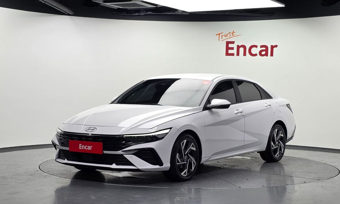 Hyundai AVANTE 2024