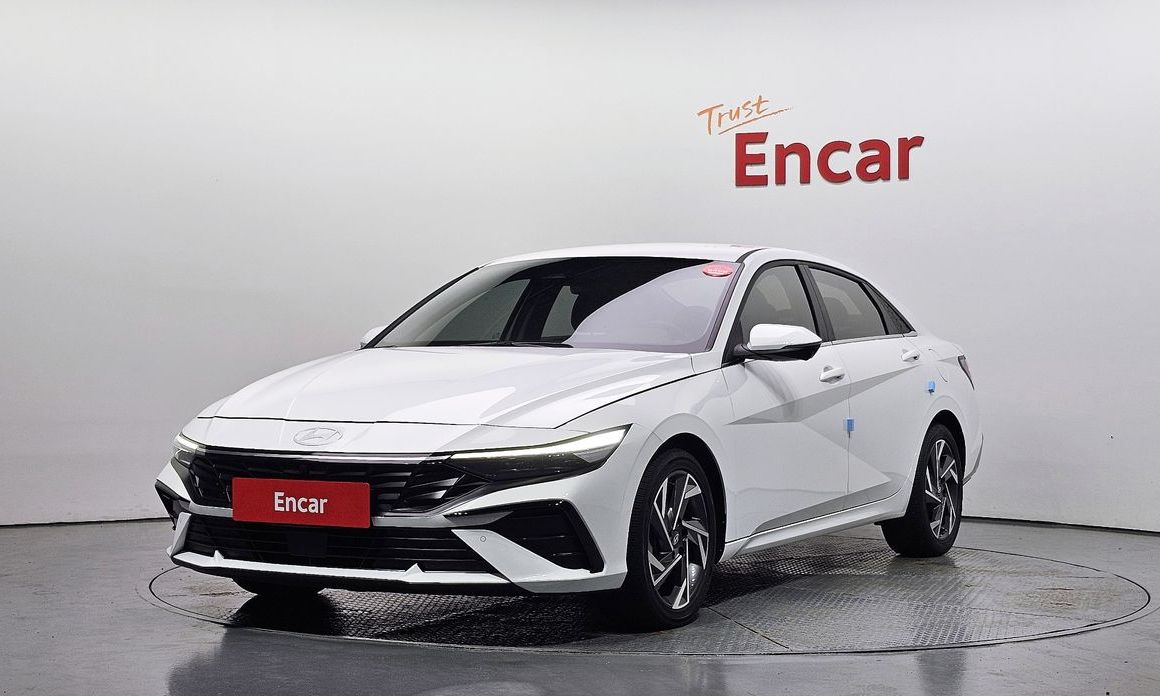 Hyundai AVANTE 2024