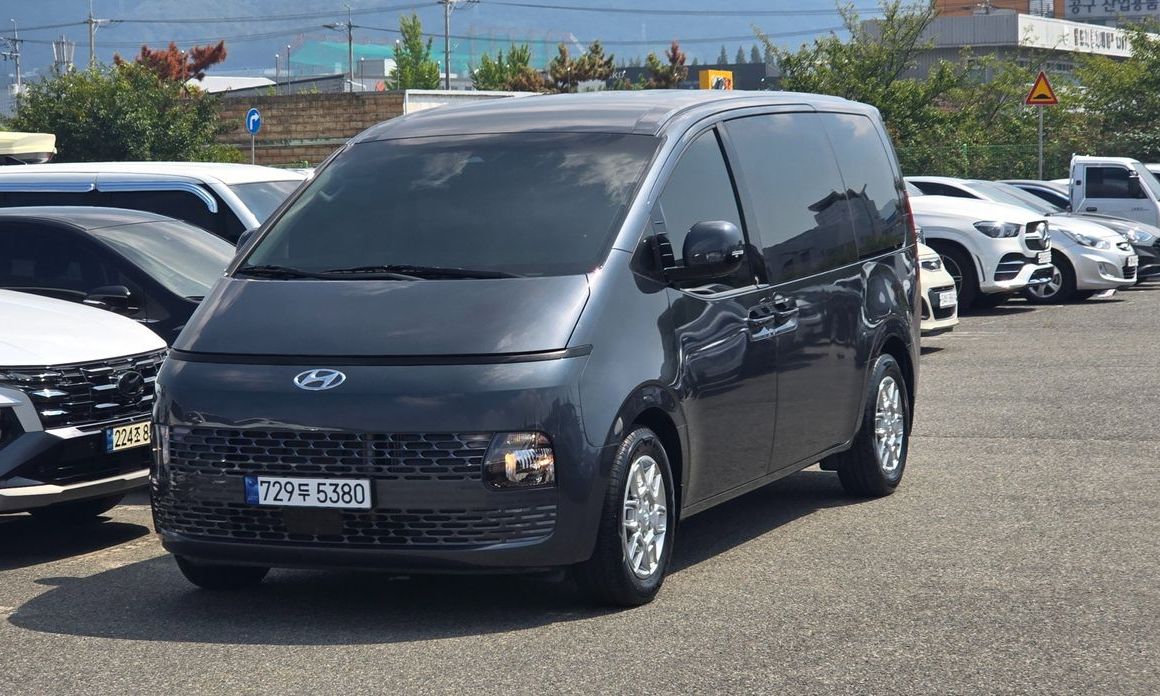 Hyundai Staria 2022