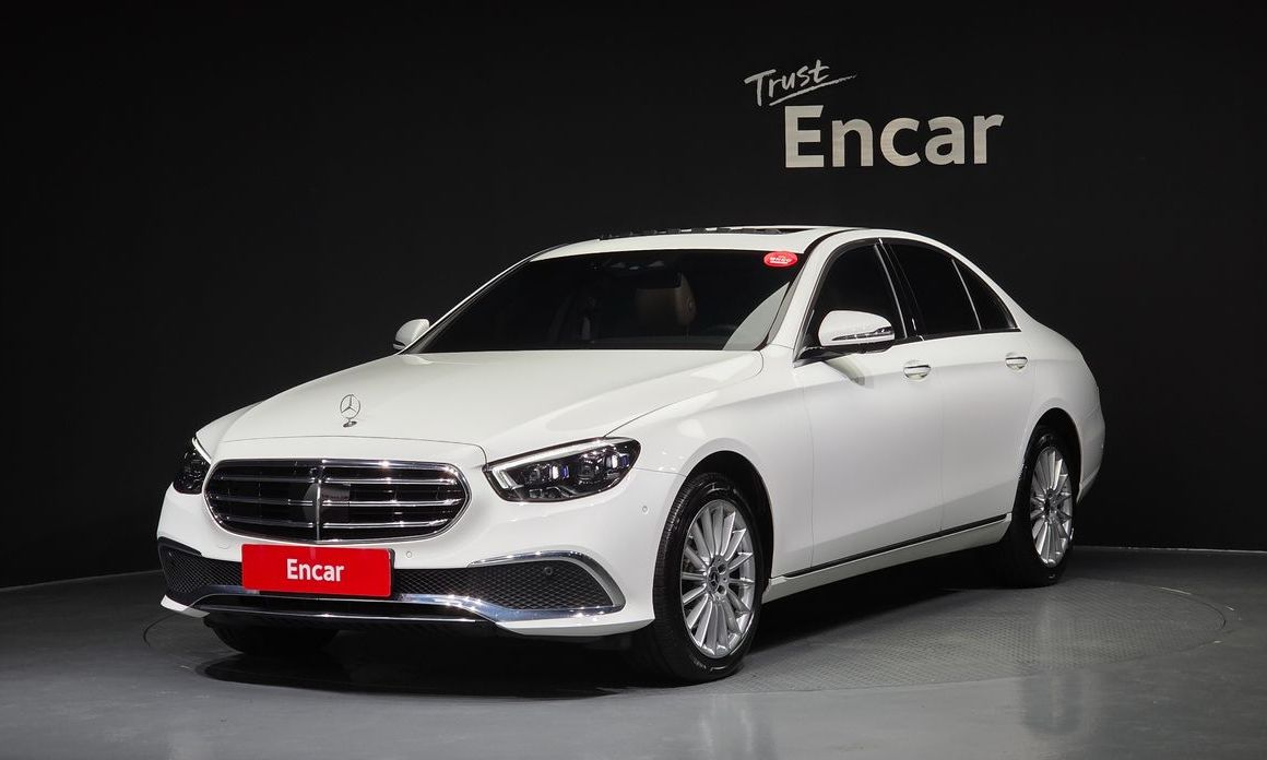Mercedes-Benz E-Class 2021