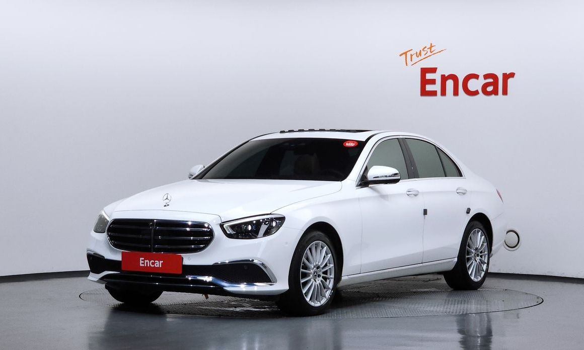 Mercedes-Benz E-Class 2021