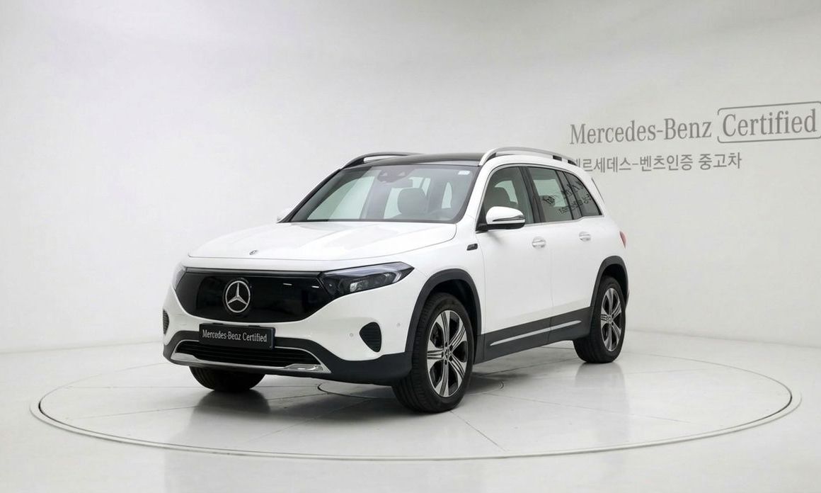 Mercedes-Benz EQB 2026