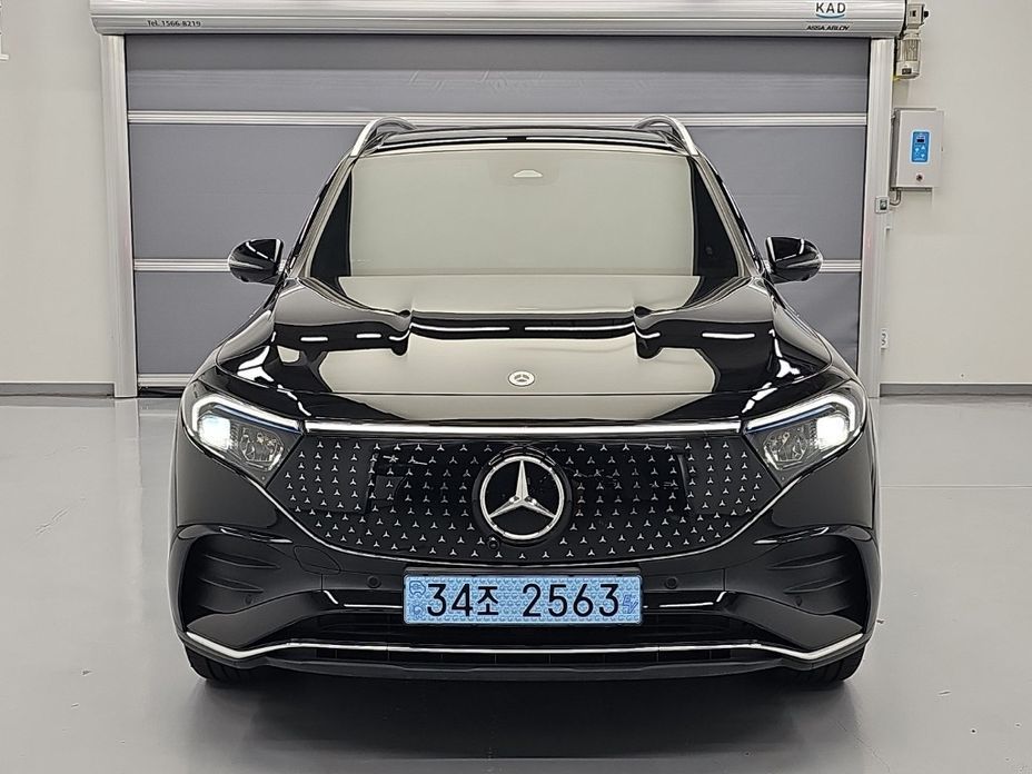 Mercedes-Benz EQB 2026