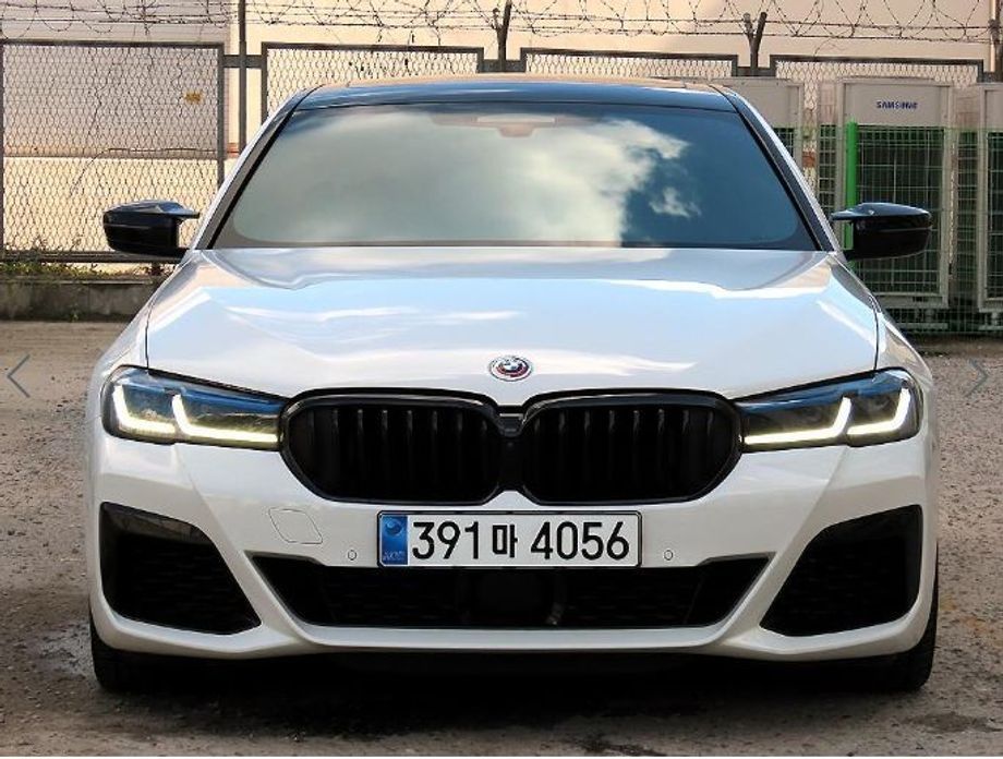 BMW 5-Series 2023