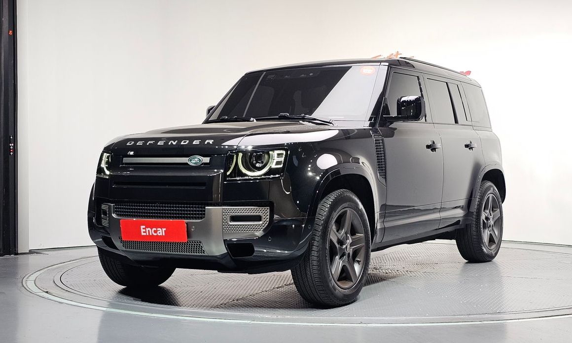 Land Rover Defender 2025
